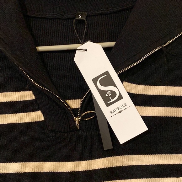 women’s long sleeve knit top - Picture 2 of 3